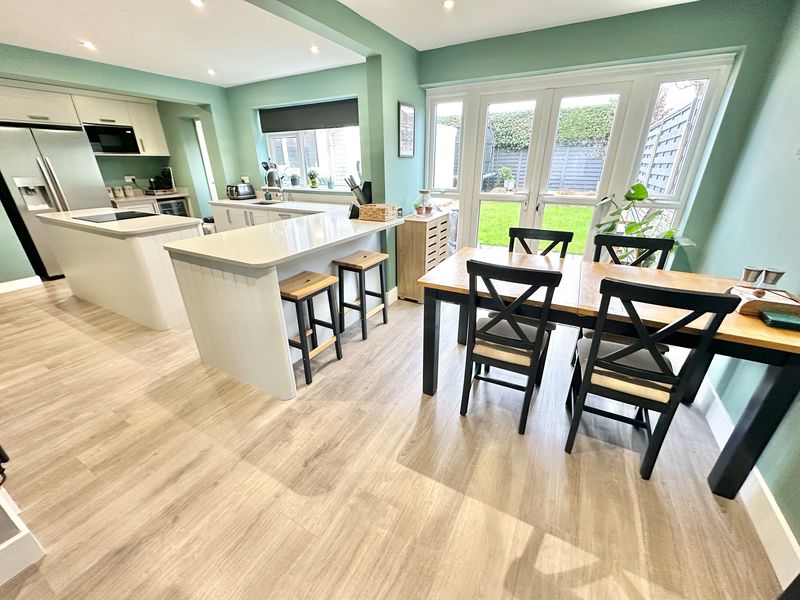 Glen Road Great Sutton